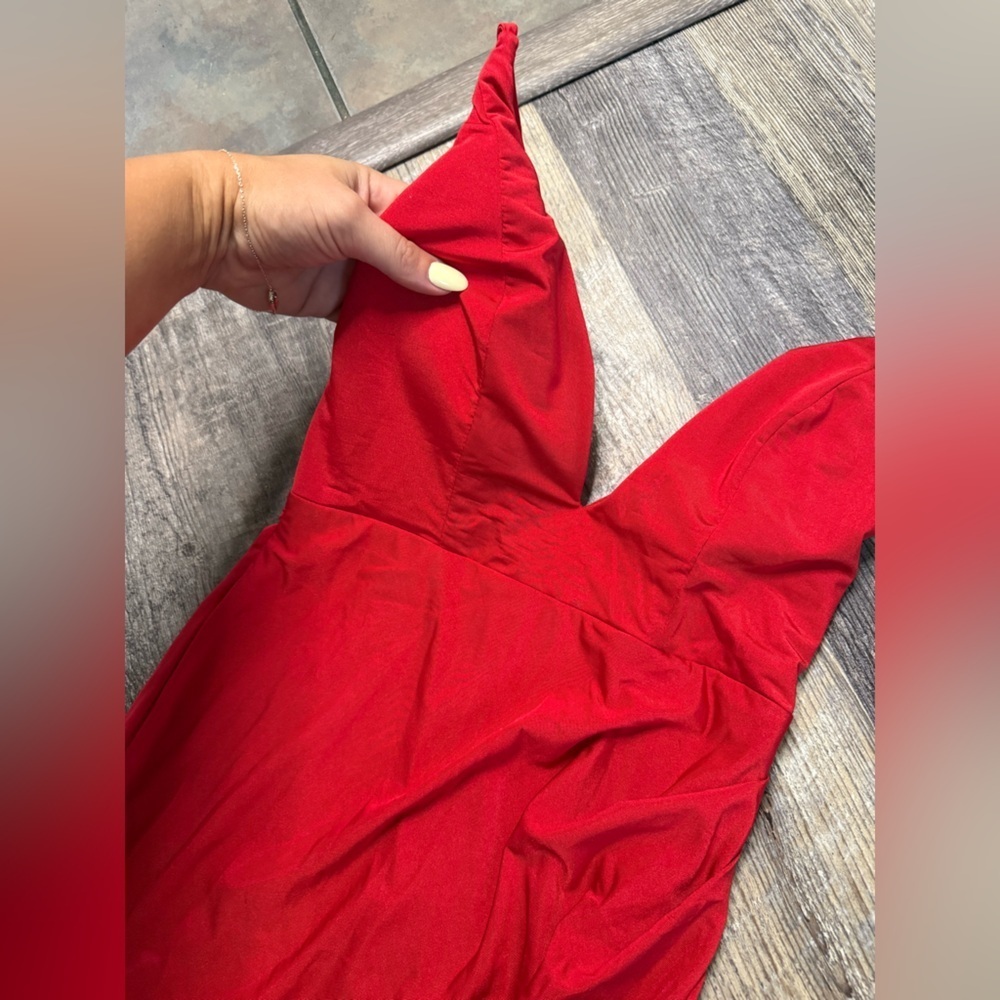 Hello Molly Bold Red Dress - Picture 2 of 5